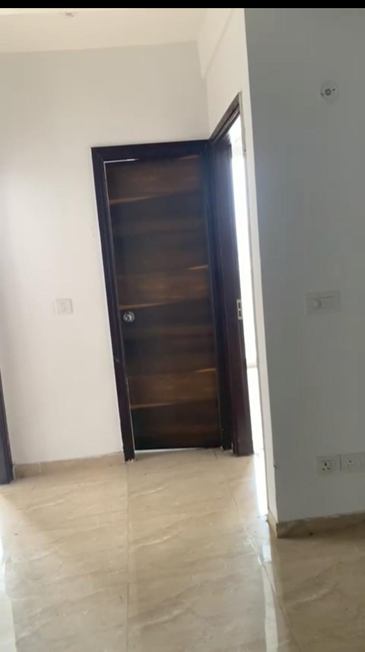 3 BHK Apartment For Rent in RPS Savana