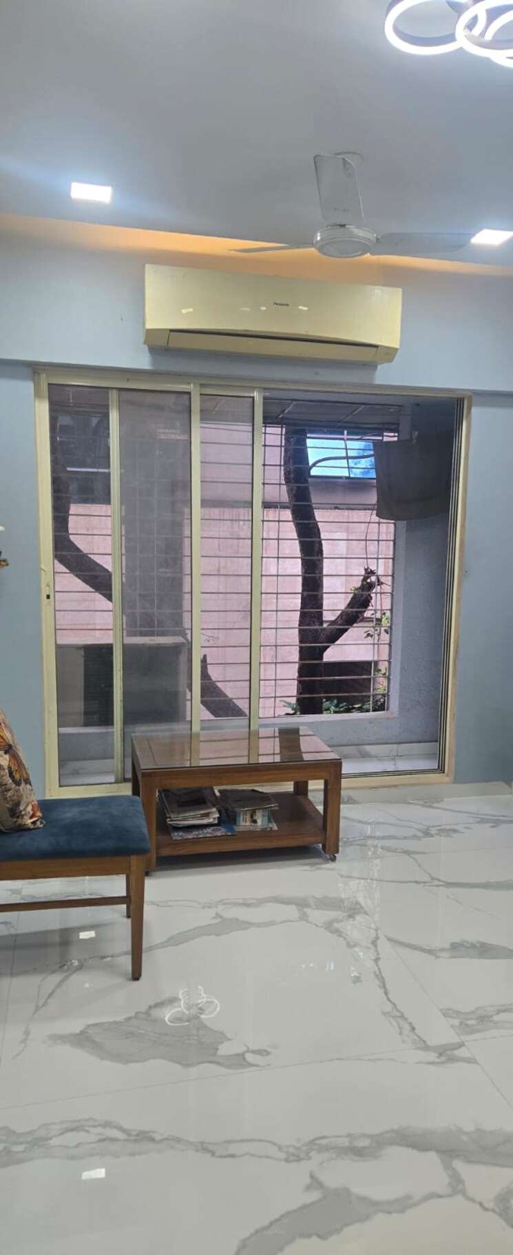 Living Room, swami-samarth-apartments 1 Bedroom 450 Sq.Ft. Apartment In Prabhadevi Mumbai 9538323