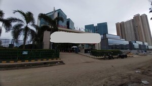  Office Space For Rent in Mani Casadona, New Town