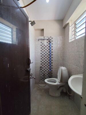 Master Bedroom in 1 BHK Builder Floor at Sg Palya – for Rent