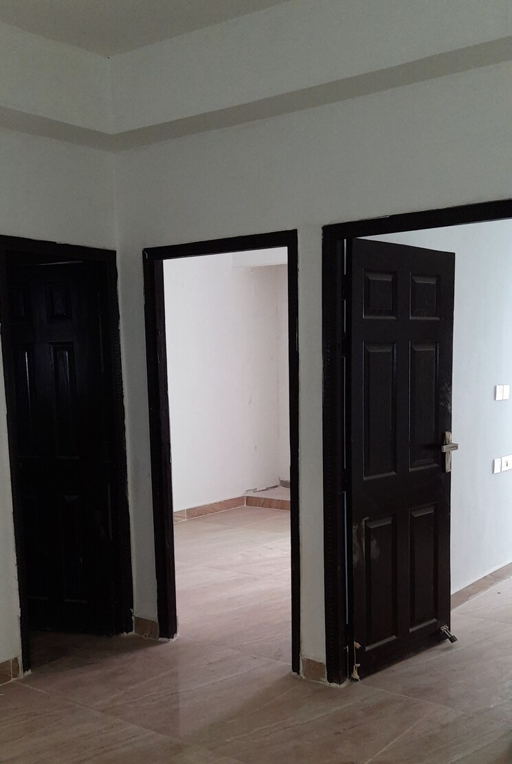 Room, migsun-vilaasa 2.5 Bedroom 1075 Sq.Ft. Apartment In Eta Ii Greater Noida Greater Noida 9538549