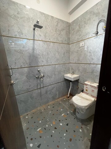 Bathroom in 3 BHK Villa at Paradise Aalayam Srishti Villa, Sector 16b Greater Noida – for Sale