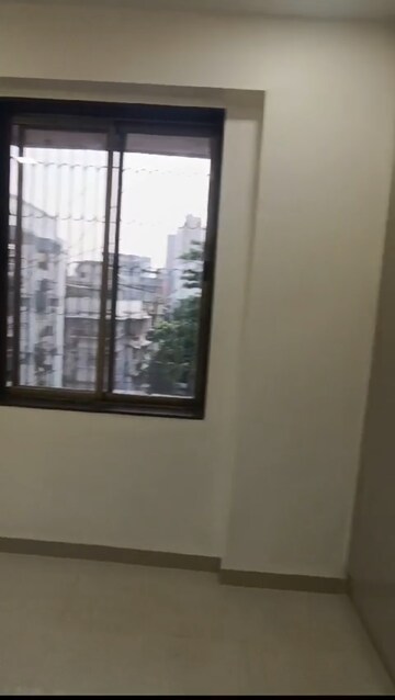 Room in 1 BHK Apartment at Ganoomal Mansion CHS, Wadala West – for Rent