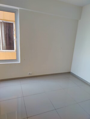 Room in 2 BHK Apartment at Wave Dream Homes, Wave City – for Sale