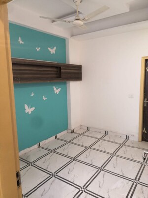 Room in 2 BHK Apartment at Wave Dream Homes, Wave City – for Sale