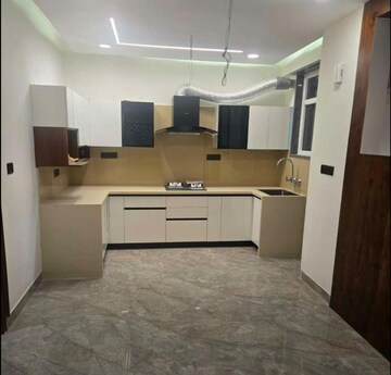 Kitchen in 3 BHK Apartment at CRD Golden Castle, Patiala Road – for Rent