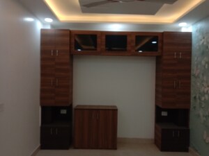 Furnished Amenities in 4 BHK Builder Floor at Dwarka Mor – for Sale