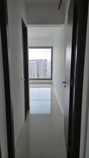 Room in 2 BHK Apartment at Sunteck City Avenue 4, Goregaon West – for Rent