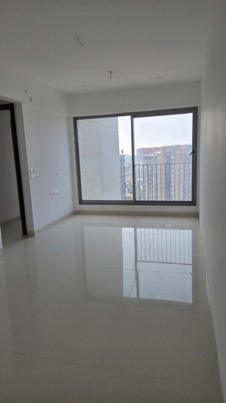 Room, sunteck-city-avenue-4 2 Bedroom 644 Sq.Ft. Apartment In Goregaon West Mumbai 9538816