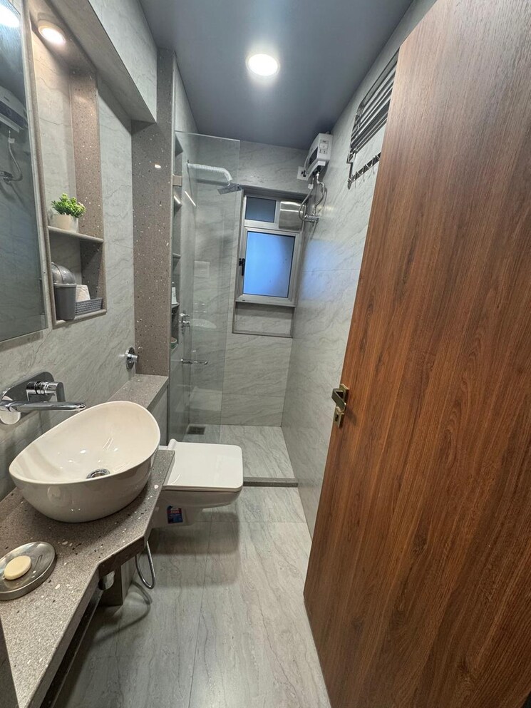 Team Area, mahim 2 Bedroom 780 Sq.Ft. Apartment In Mahim Mumbai 9538808