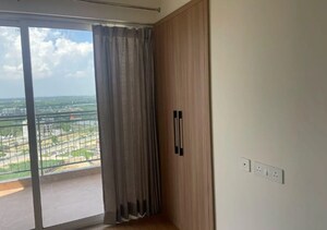 Room in 3 BHK Apartment at Godrej Meridien, Sector 106 – for Sale