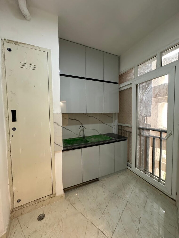 Kitchen, supertech-orb 3 Bedroom 2520 Sq.Ft. Apartment In Sector 74 Noida 9538877