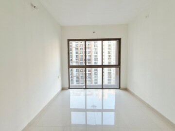 Room in 3 BHK Apartment at Runwal My City, Dombivli East – for Rent