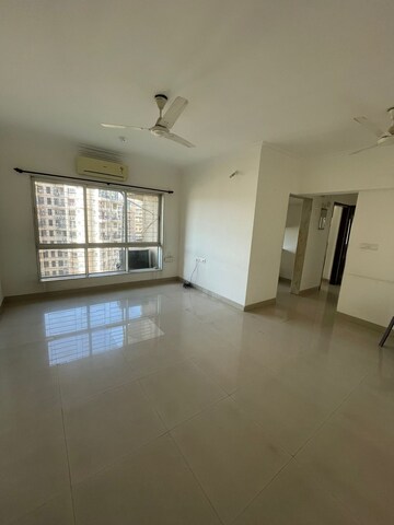 Room in 2 BHK Apartment at Nahar Amrit Shakti, Chandivali – for Sale