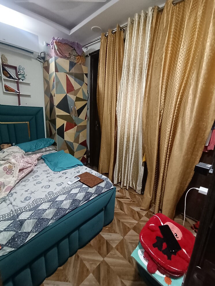 Bedroom, govindpuri 2.5 Bedroom 64 Sq.Yd. Builder Floor In Govindpuri Delhi 9538929