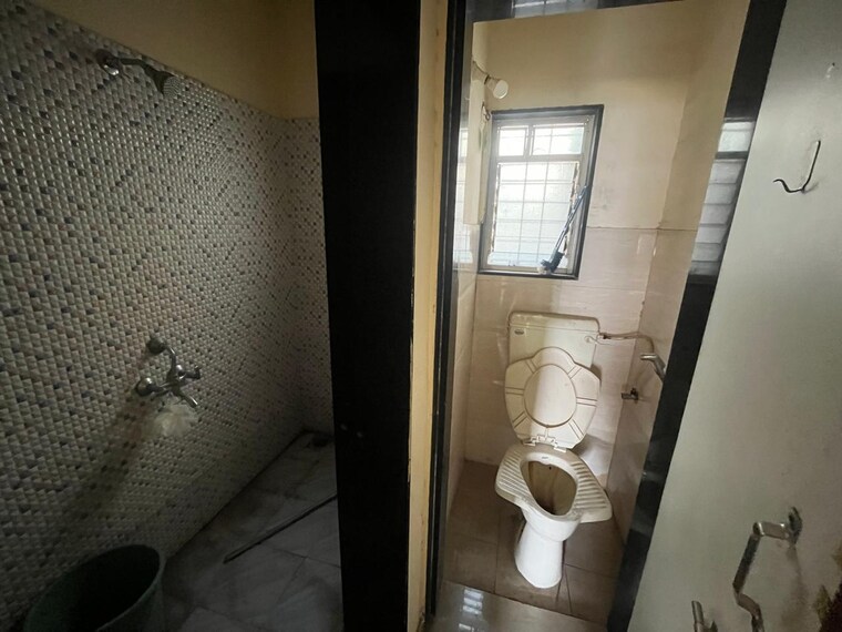 Bathroom, keshav nagar 1 Bedroom 500 Sq.Ft. Apartment In Keshav Nagar Pune 9538962