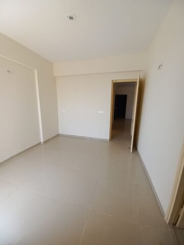 Room in 3 BHK Apartment at Vihaan Wisteria, Sector 1 Greater Noida – for Sale