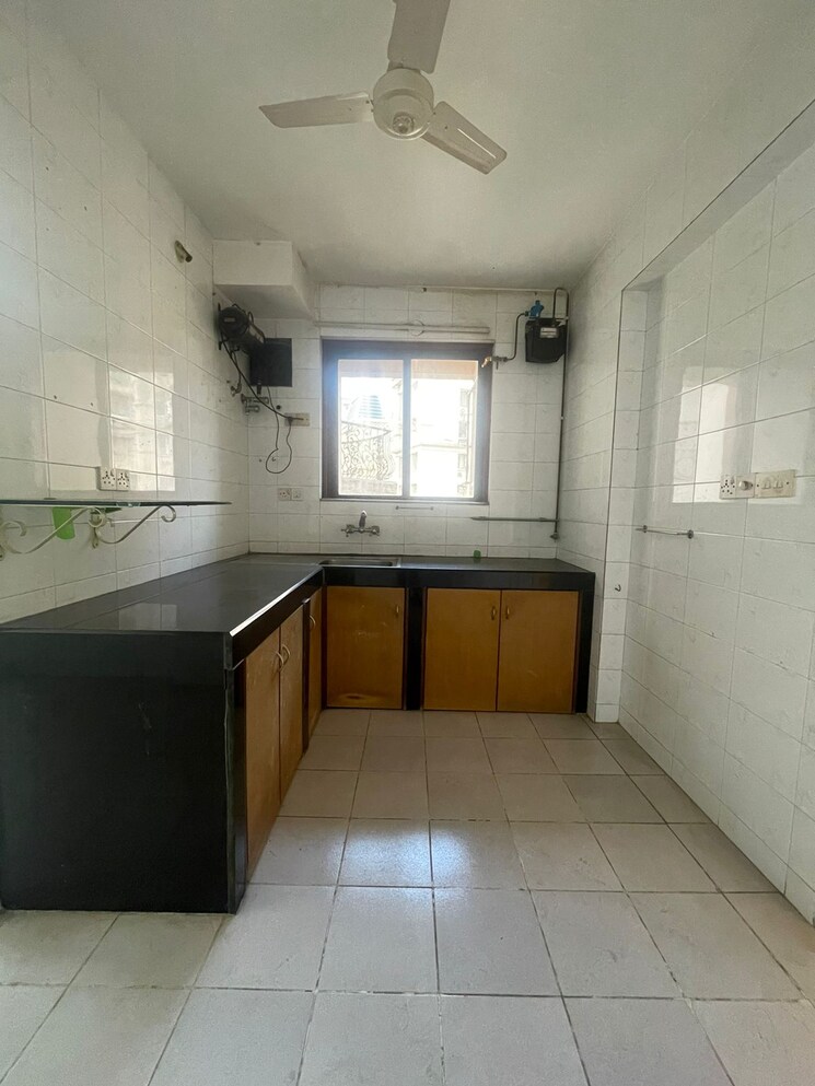 Kitchen, hiranandani-gardens-solitaire 4 Bedroom 2925 Sq.Ft. Apartment In Powai Mumbai 9538990