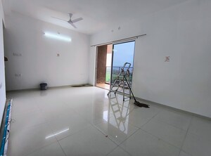 Room in 3 BHK Apartment at Godrej Boulevard, Manjari – for Rent
