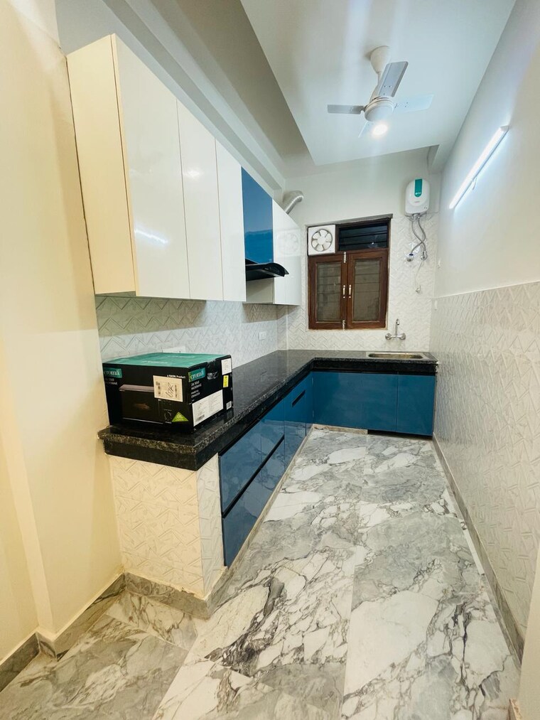 Kitchen, sector 51 2 Bedroom 180 Sq.Yd. Builder Floor In Sector 51 Gurgaon 9539035