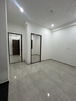 Room in 3 BHK Apartment at Vihaan Wisteria, Sector 1 Greater Noida – for Sale