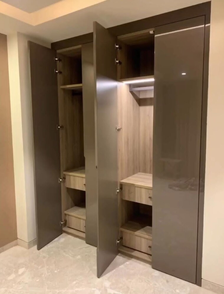 Bathroom, east of kailash 3 Bedroom 1125 Sq.Ft. Builder Floor In East Of Kailash Delhi 9539104