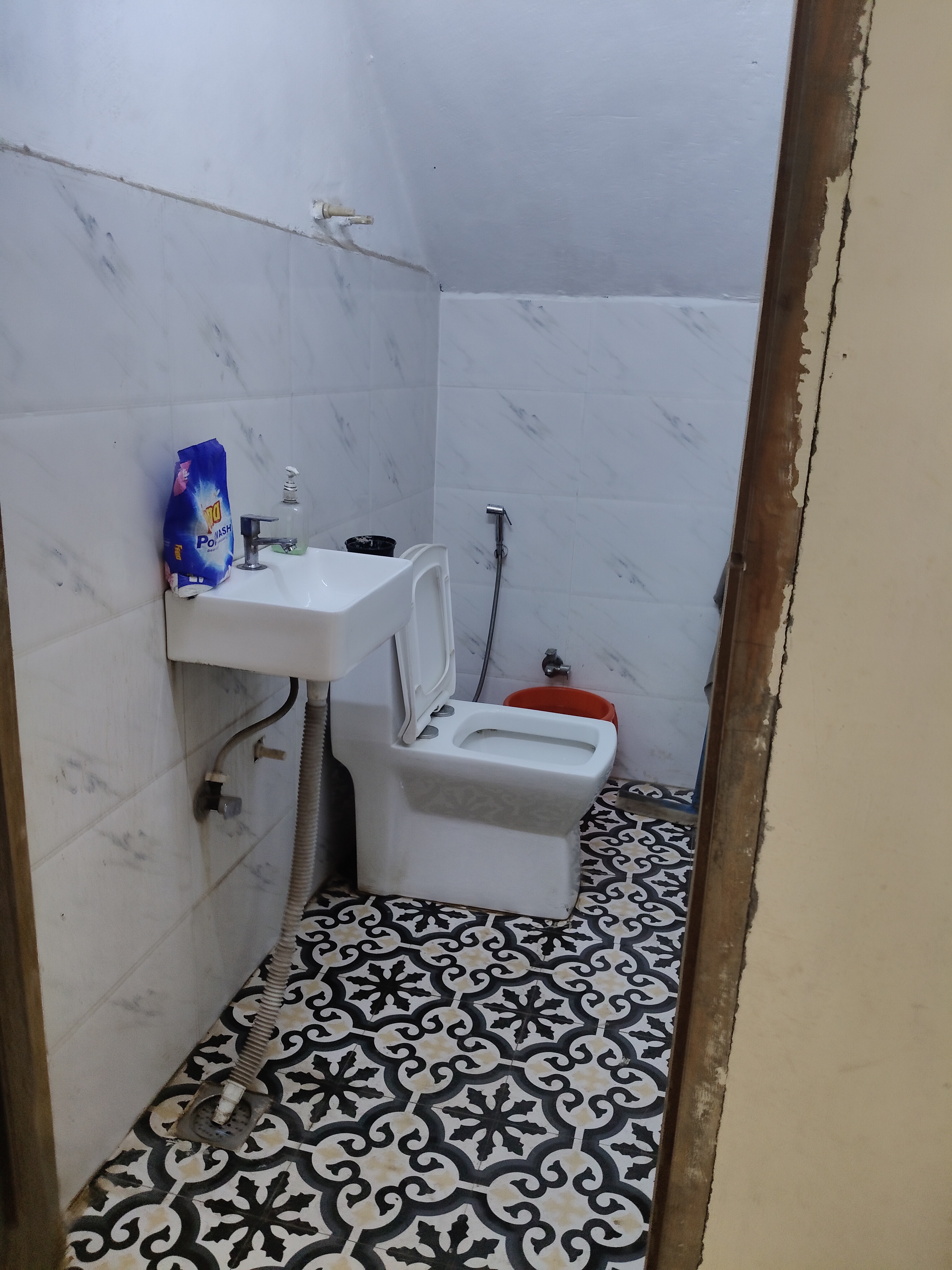 Office Space For Rent in Bhogal