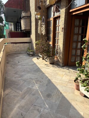 Balcony in 2 BHK Builder Floor at Panchsheel Enclave – for Rent