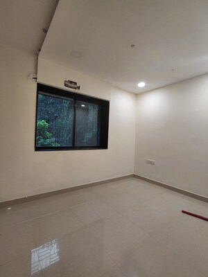 Furnished Amenities in 2 BHK Apartment at Sundervan CHS Malad, Malad West – for Rent