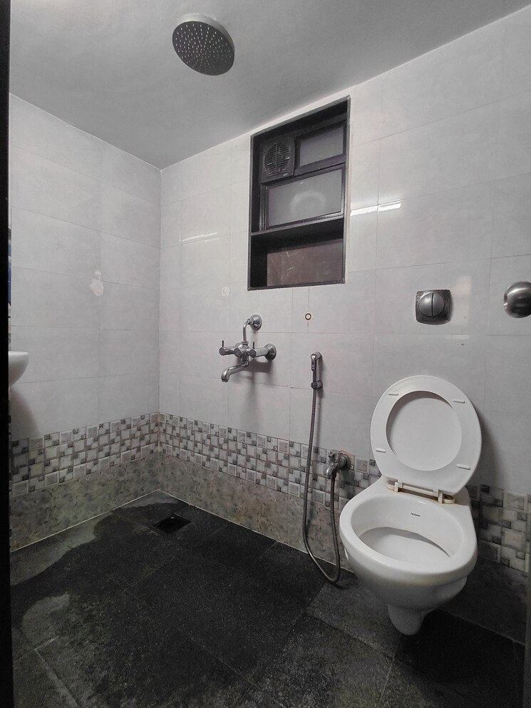 Bathroom, sundervan-chs-malad 2 Bedroom 600 Sq.Ft. Apartment In Malad West Mumbai 9539316