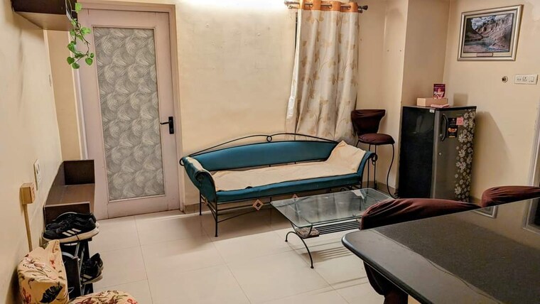 Team Area, naiknavare-trinity-court 2 Bedroom 700 Sq.Ft. Apartment In Koregaon Park Pune 9539298