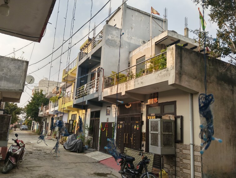 Cover Image, palm-green  70 Sq.Yd. Plot In Bhanauta Greater Noida 9539400