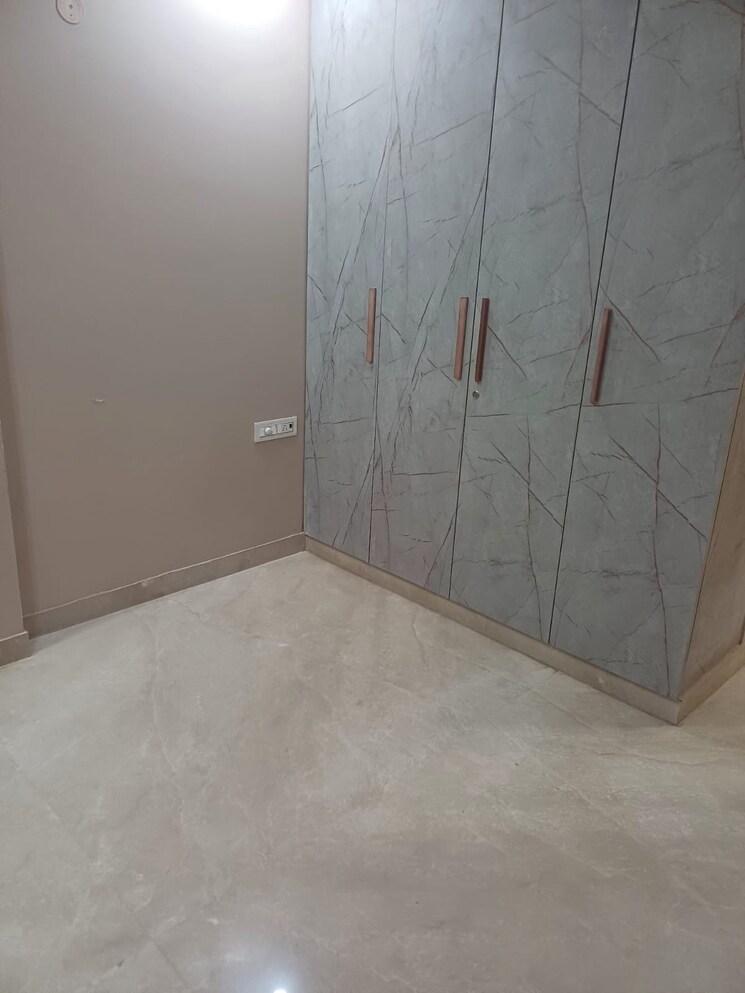 Room, paschim vihar 2 Bedroom 756 Sq.Ft. Builder Floor In Paschim Vihar Delhi 9539451