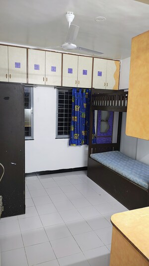 Room in 2 BHK Apartment at Dp Road – for Rent