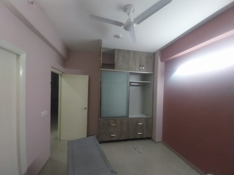 Room, omkar-chs-kurla-east 2.5 Bedroom 800 Sq.Ft. Apartment In Kurla East Mumbai 9539463
