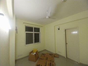 Room in 2.5 BHK Apartment at Omkar CHS Kurla East, Kurla East – for Sale