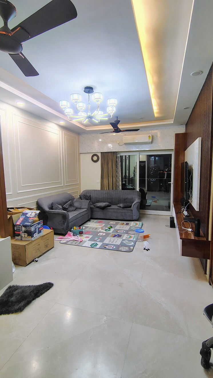 Living Room, shree-vardhman-victoria 3.5 Bedroom 2175 Sq.Ft. Apartment In Sector 70 Gurgaon 9539477