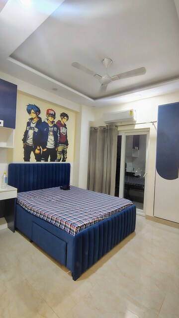 Bedroom in 3.5 BHK Apartment at Shree Vardhman Victoria, Sector 70 – for Rent