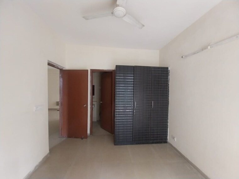 Room, omkar-chs-kurla-east 3 Bedroom 1000 Sq.Ft. Apartment In Kurla East Mumbai 9539467