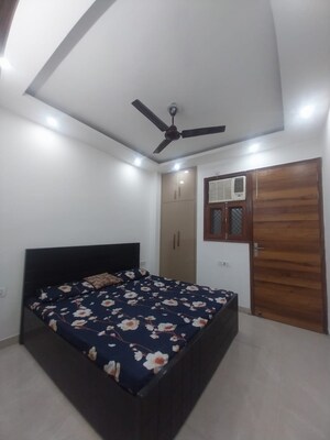 Bedroom in 2 BHK Apartment at Anuradha Apartments CGHS, Paschim Vihar – for Rent