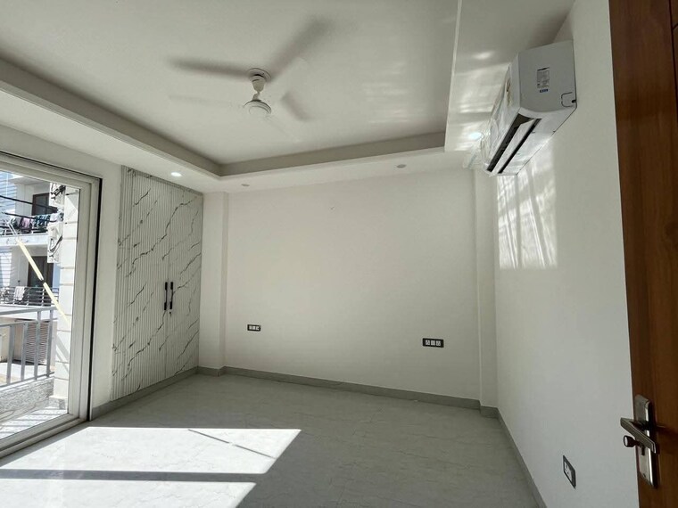 Room, chattarpur 3 Bedroom 1150 Sq.Ft. Builder Floor In Chattarpur Delhi 9539501