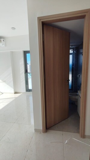 Building Lobby in 3 BHK Apartment at Silver Rock Apartment, Pali Hill – for Rent