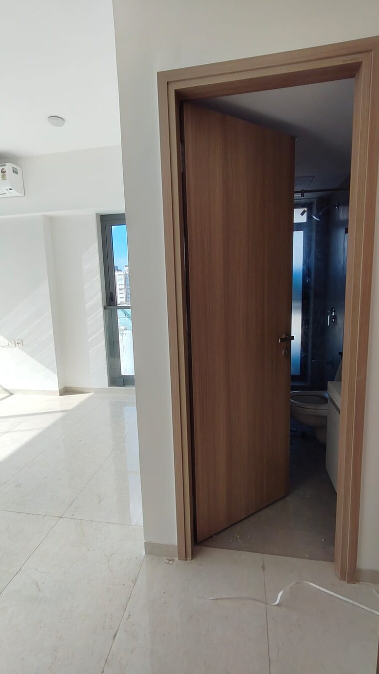 undefined, silver-rock-apartment 3 Bedroom 1200 Sq.Ft. Apartment In Pali Hill Mumbai 9539505