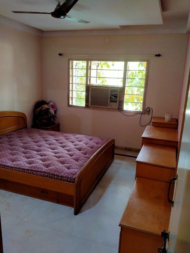 Bedroom, krishna-tower-ahmedabad 3 Bedroom 1305 Sq.Ft. Apartment In Satellite Ahmedabad 9539485