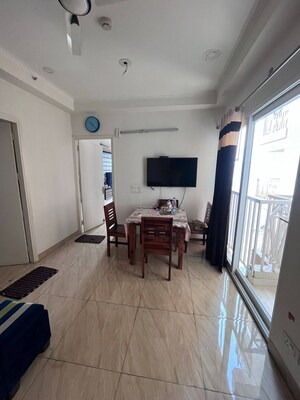 Team Area in 2 BHK Apartment at Gaur City 7th Avenue, Sector 4 Greater Noida – for Rent