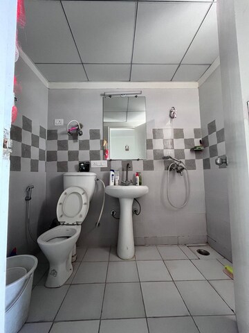 Team Area in 2 BHK Apartment at Gaur City 7th Avenue, Sector 4 Greater Noida – for Rent