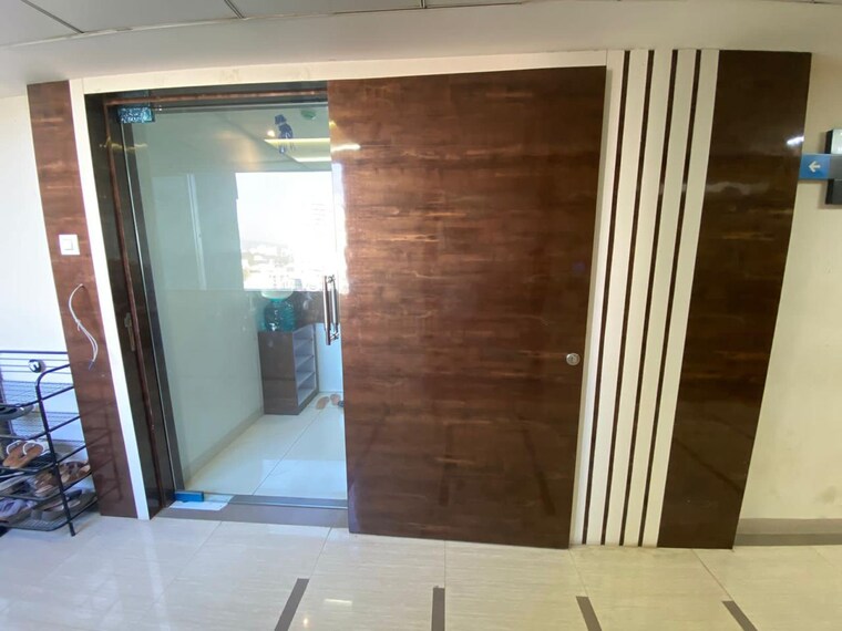 Bathroom, wadhwa-techno-it-park Commercial Office Space 412 Sq.Ft. In Borivali West Mumbai 9539650