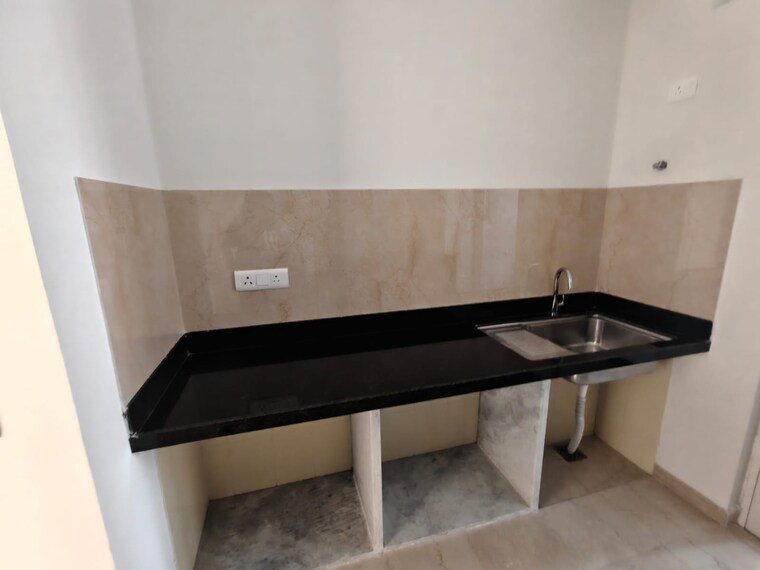 Kitchen, courtyard-by-narang-realty-and-the-wadhwa-group 2 Bedroom 830 Sq.Ft. Apartment In Pokhran Road No Two Thane 9539753