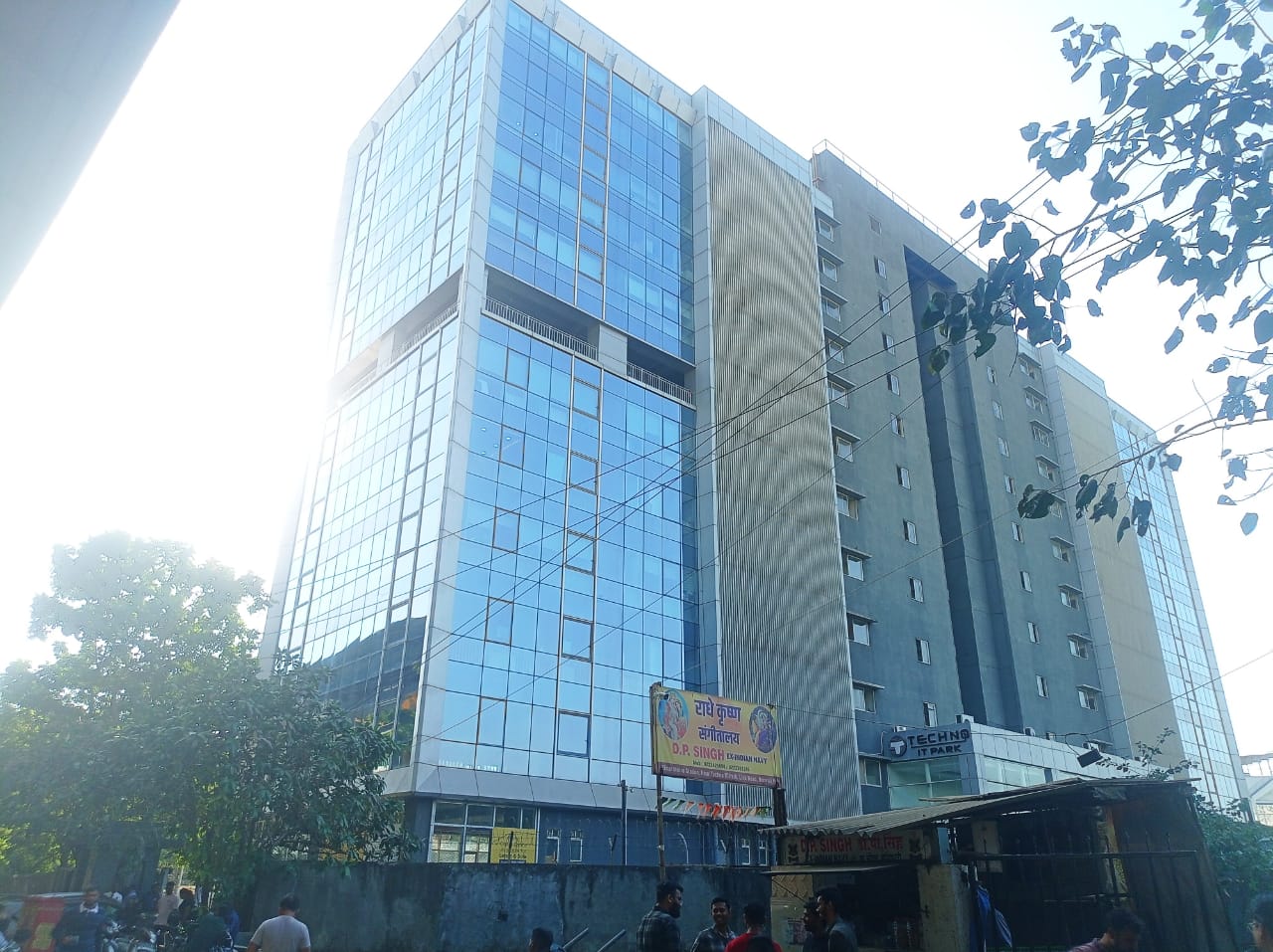 Office Space For Sale in Wadhwa Techno IT Park