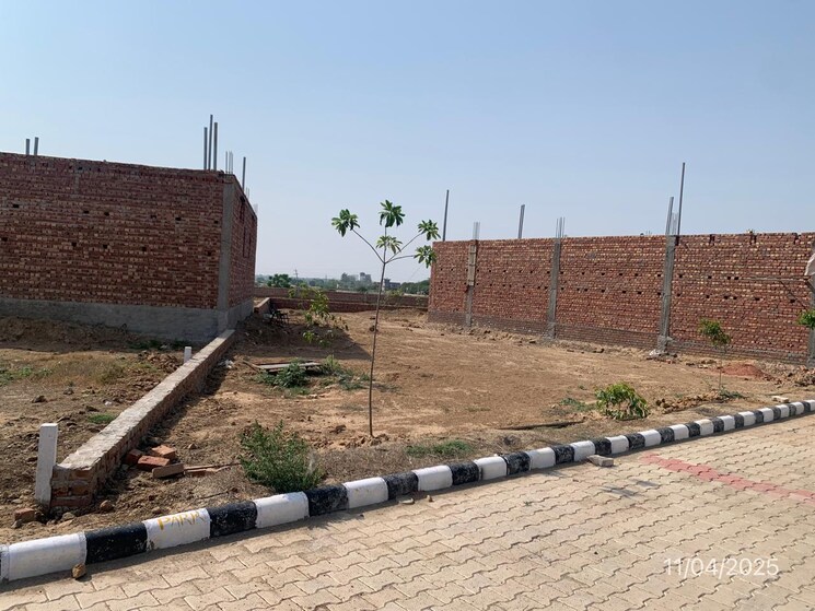 undefined, dera bassi  110 Sq.Yd. Plot In Dera Bassi Mohali 9539756